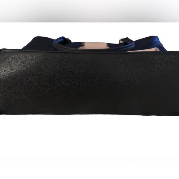 💋BETSEY JOHNSON Carson Tote 🌸 - Picture 3 of 11